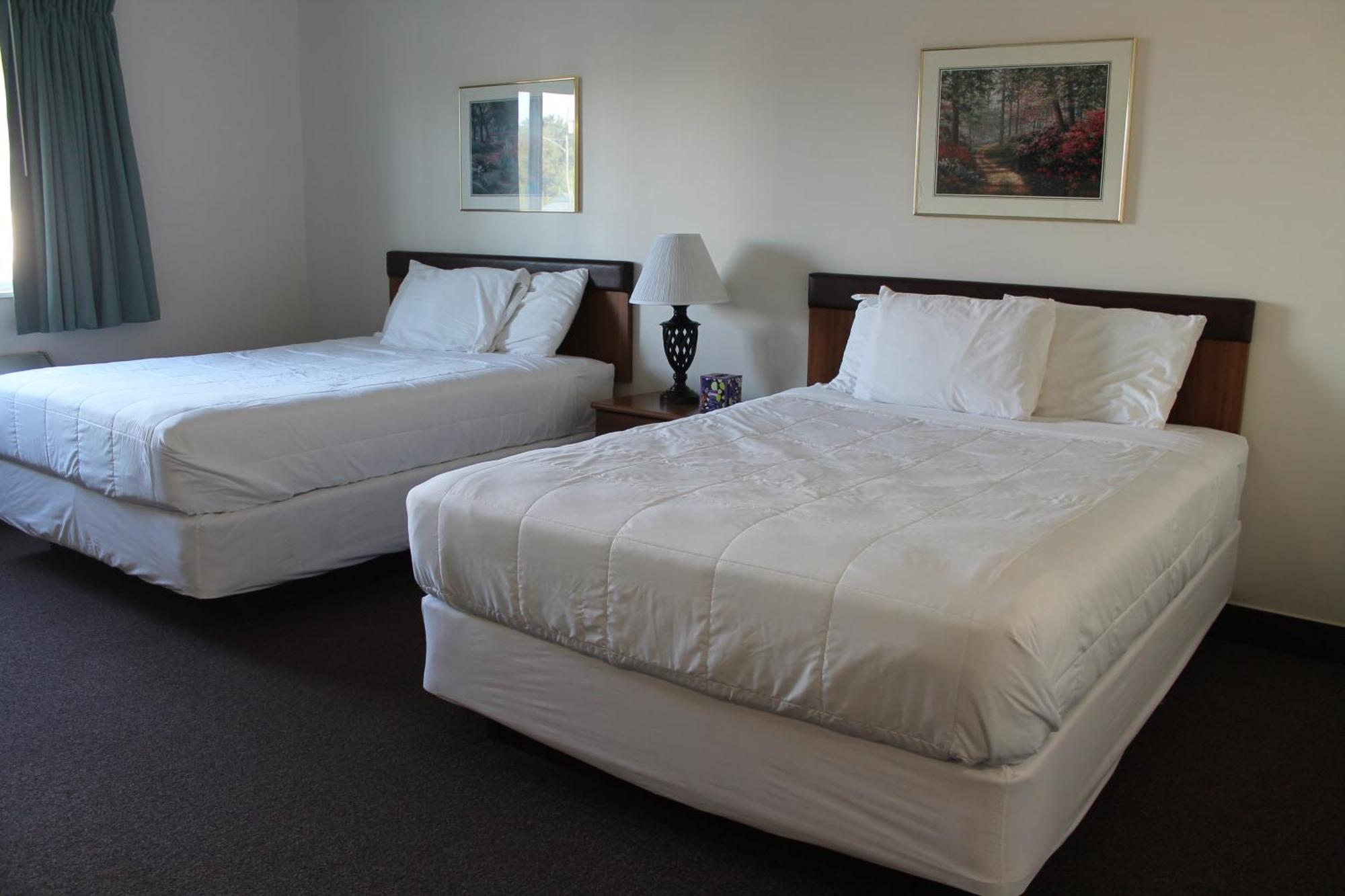 American Host Inn Hart Εξωτερικό φωτογραφία
